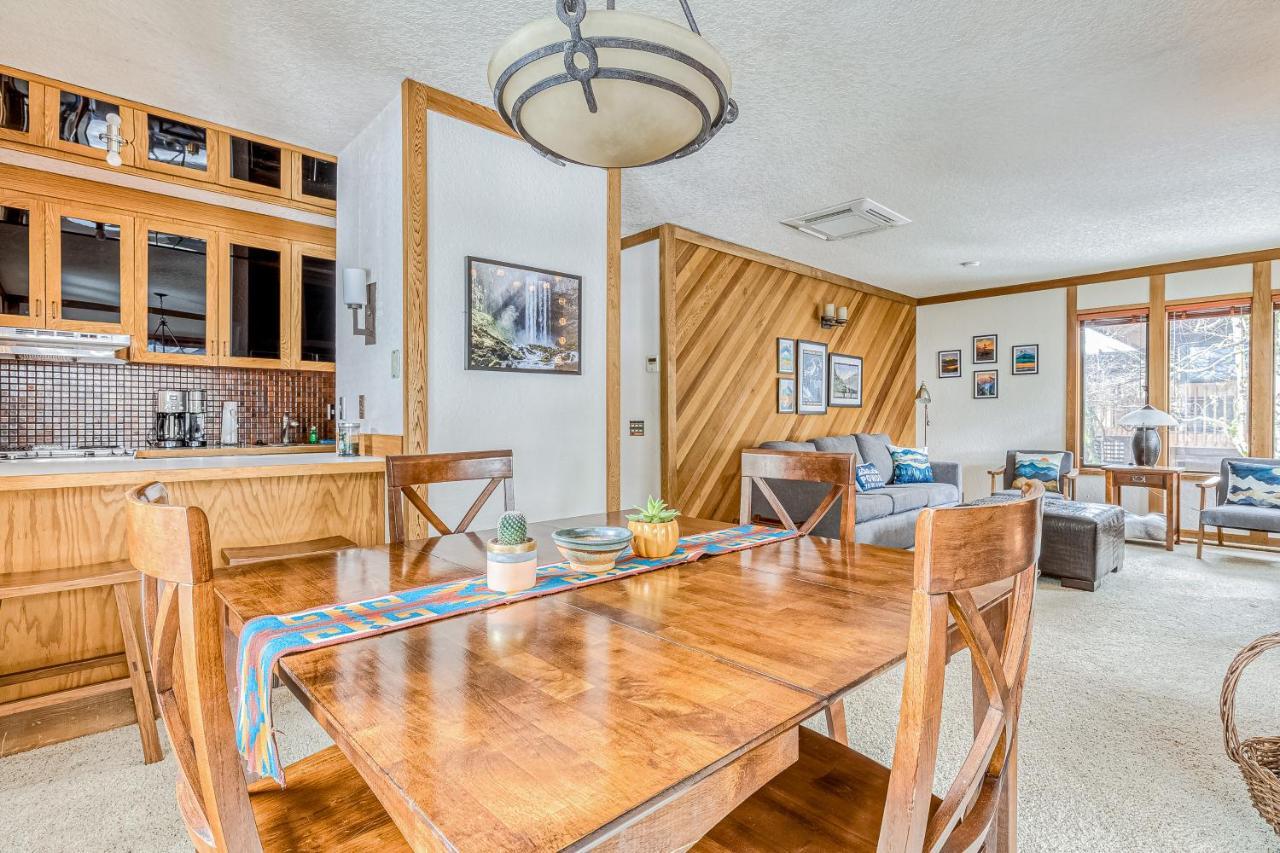 Welches Salmon River Adventuresヴィラ エクステリア 写真